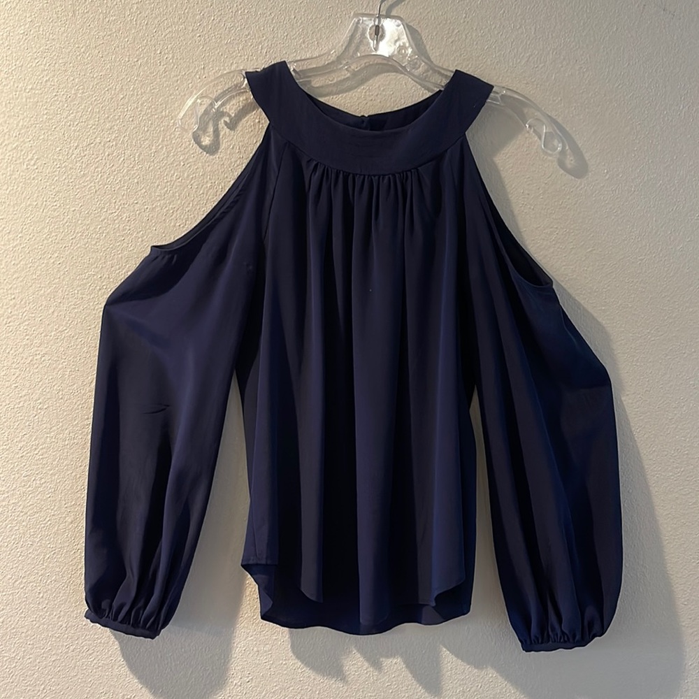 Trina Turk Cold Shoulder Size S
